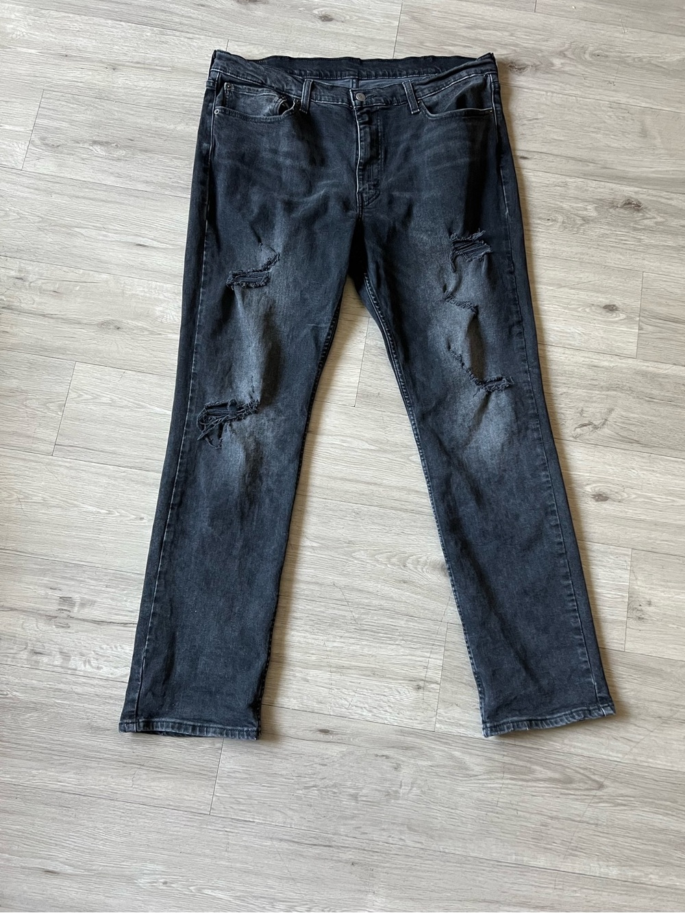 Men’s Straight Leg Levi’s Jeans Sz 38 x 32